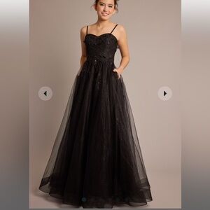 Elegant Black Prom Dress